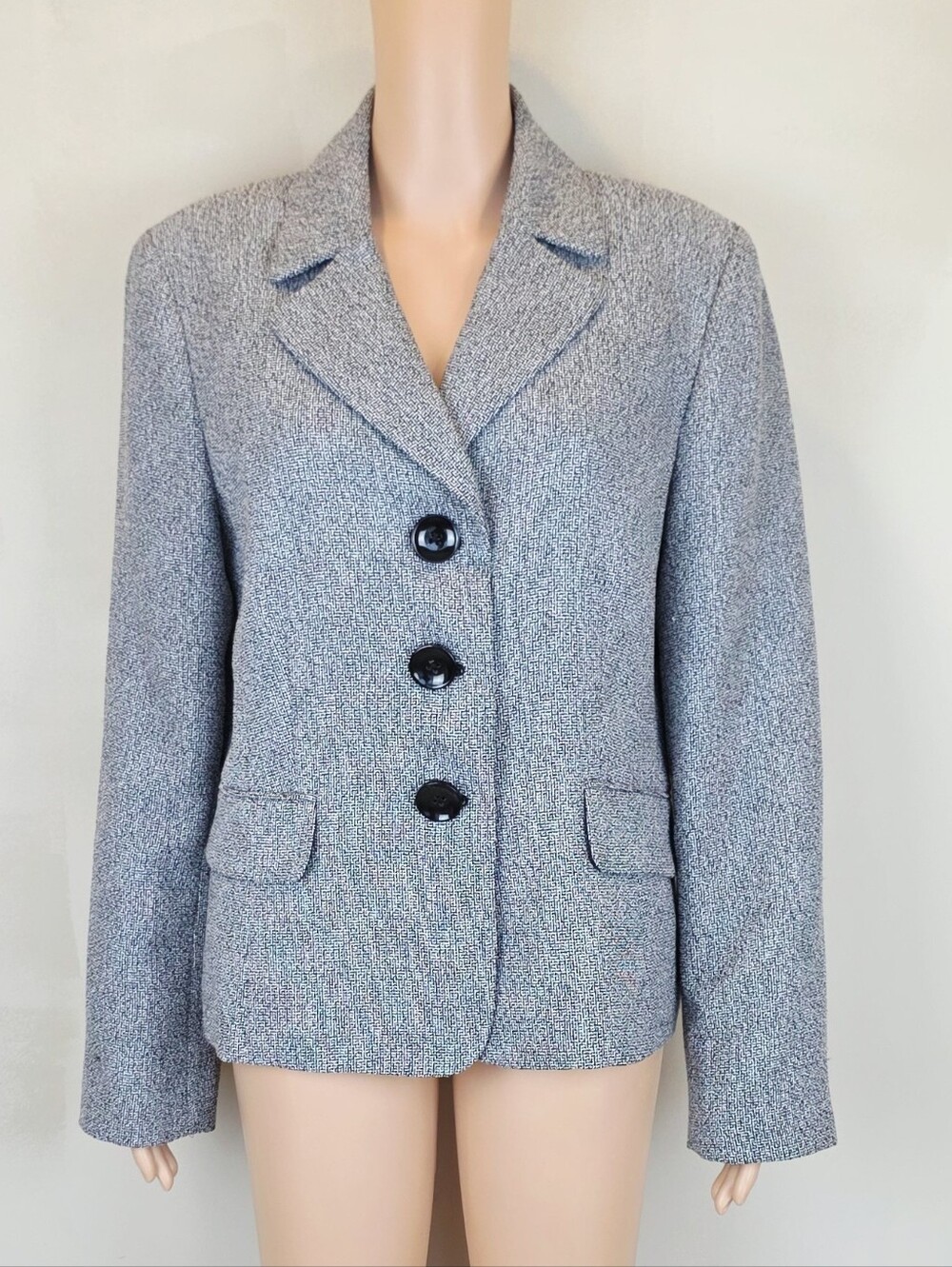 Kasper Long Sleeve 3 Button Blazer Jacket